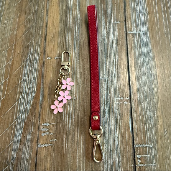 Michael Kors Accessories - Michael Kors wristlet strap